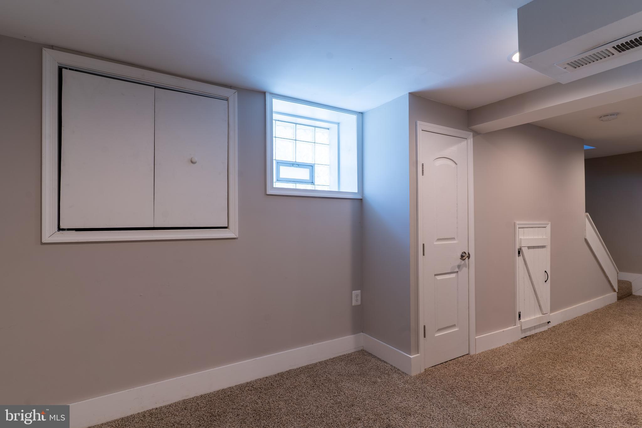 ELMWOOD - Residential