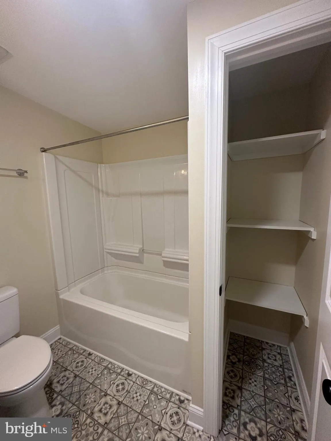 Boonsboro, Maryland 21713, United States, 1 Bedroom Bedrooms, ,1 BathroomBathrooms,Residential,Active,143095