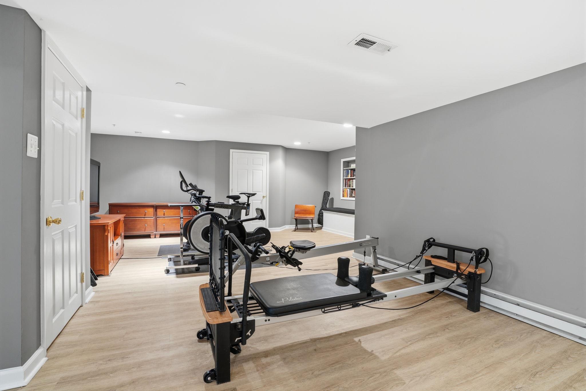 THE RIDINGS OF BUCK - Residential