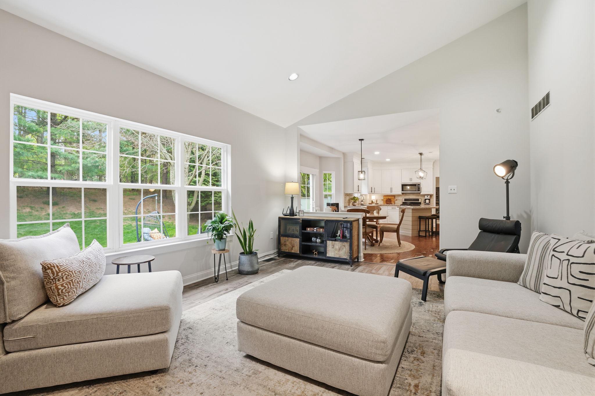 THE RIDINGS OF BUCK - Residential