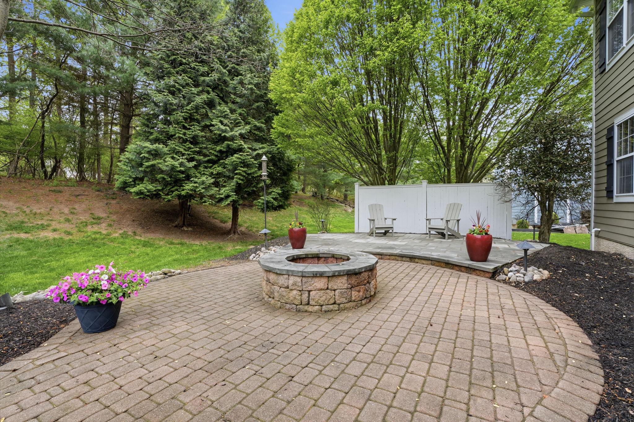 THE RIDINGS OF BUCK - Residential