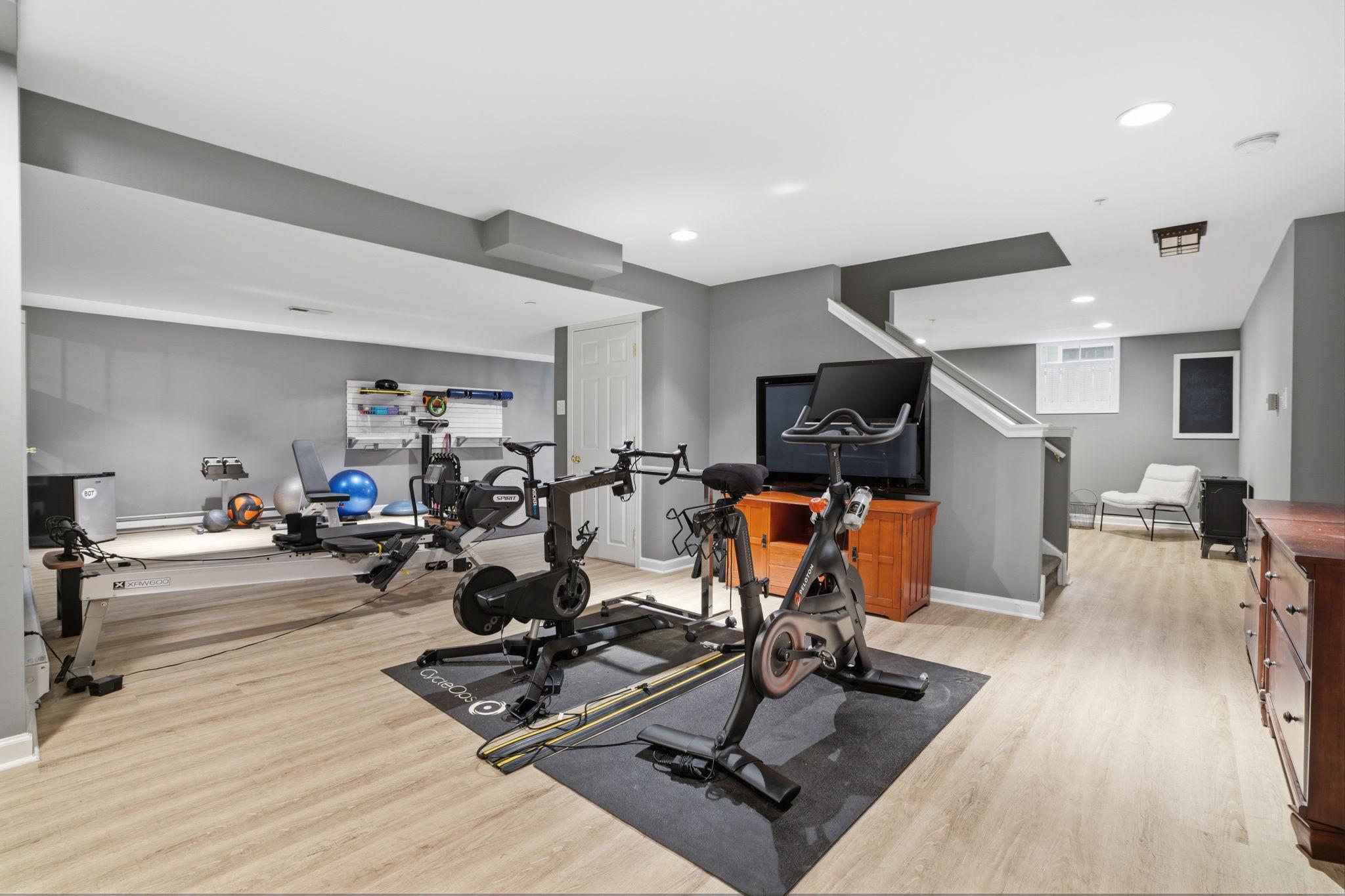 THE RIDINGS OF BUCK - Residential