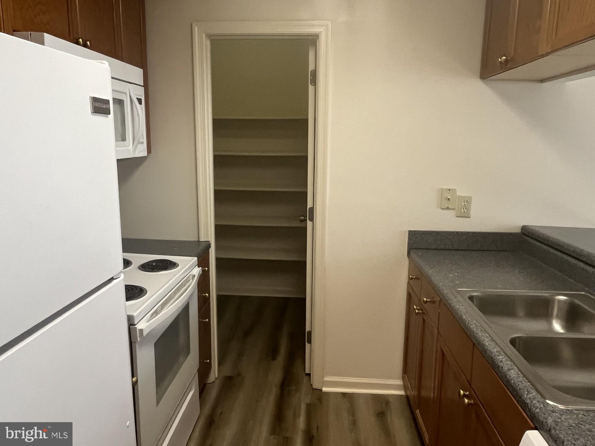 BELLS RUN - Residential Lease