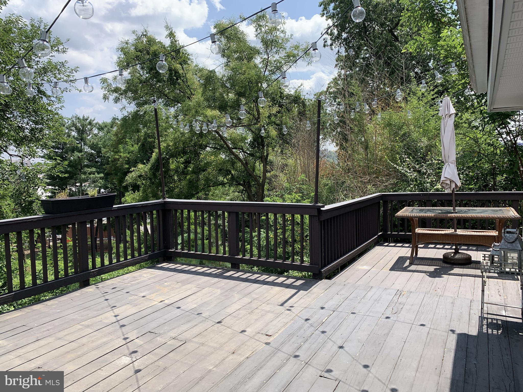 OAKCREST - Residential Lease