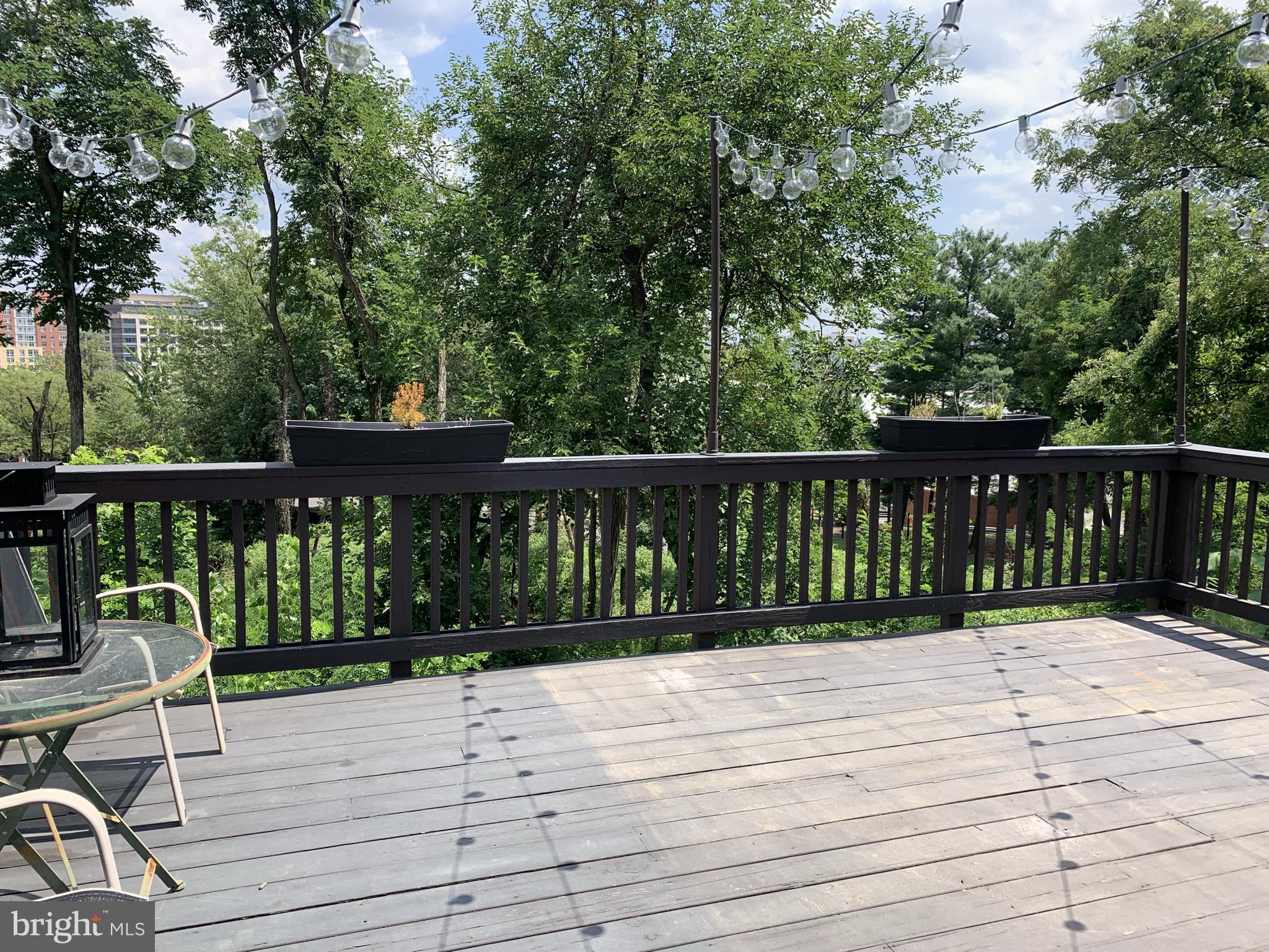 OAKCREST - Residential Lease