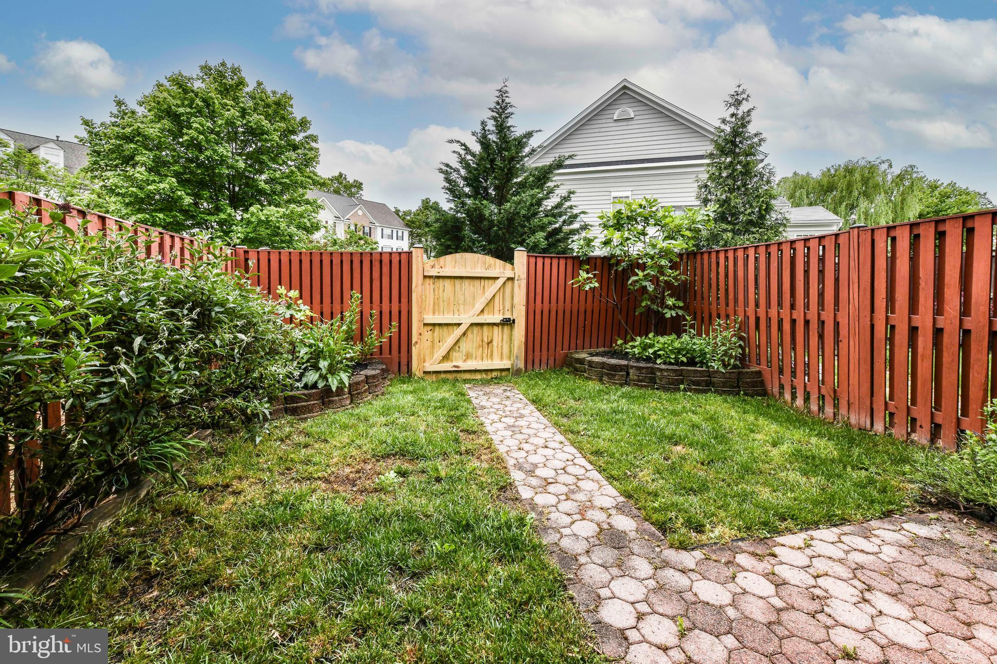 GREENWAY FARM - Residential Lease