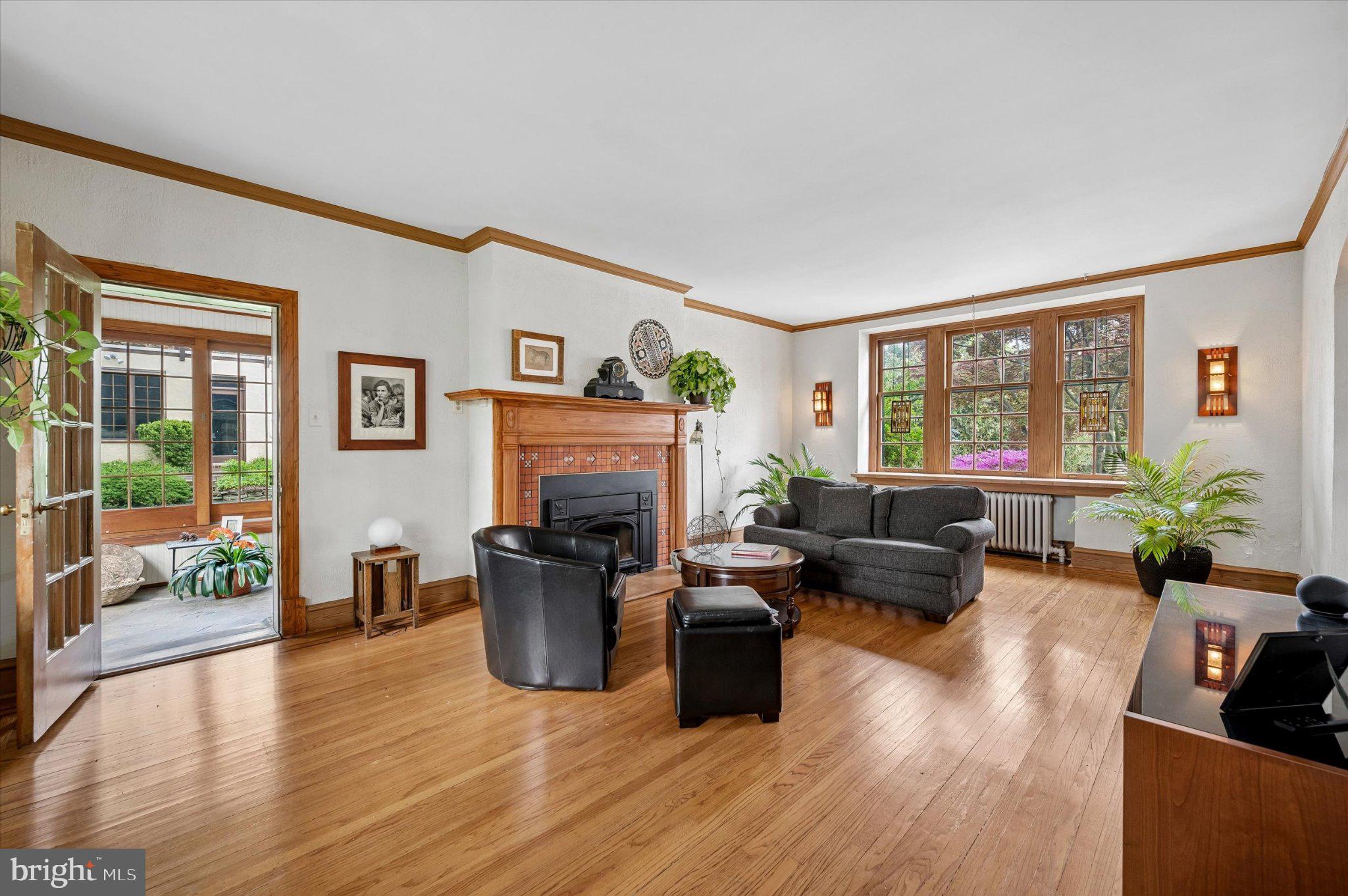ELKINS PARK - Residential