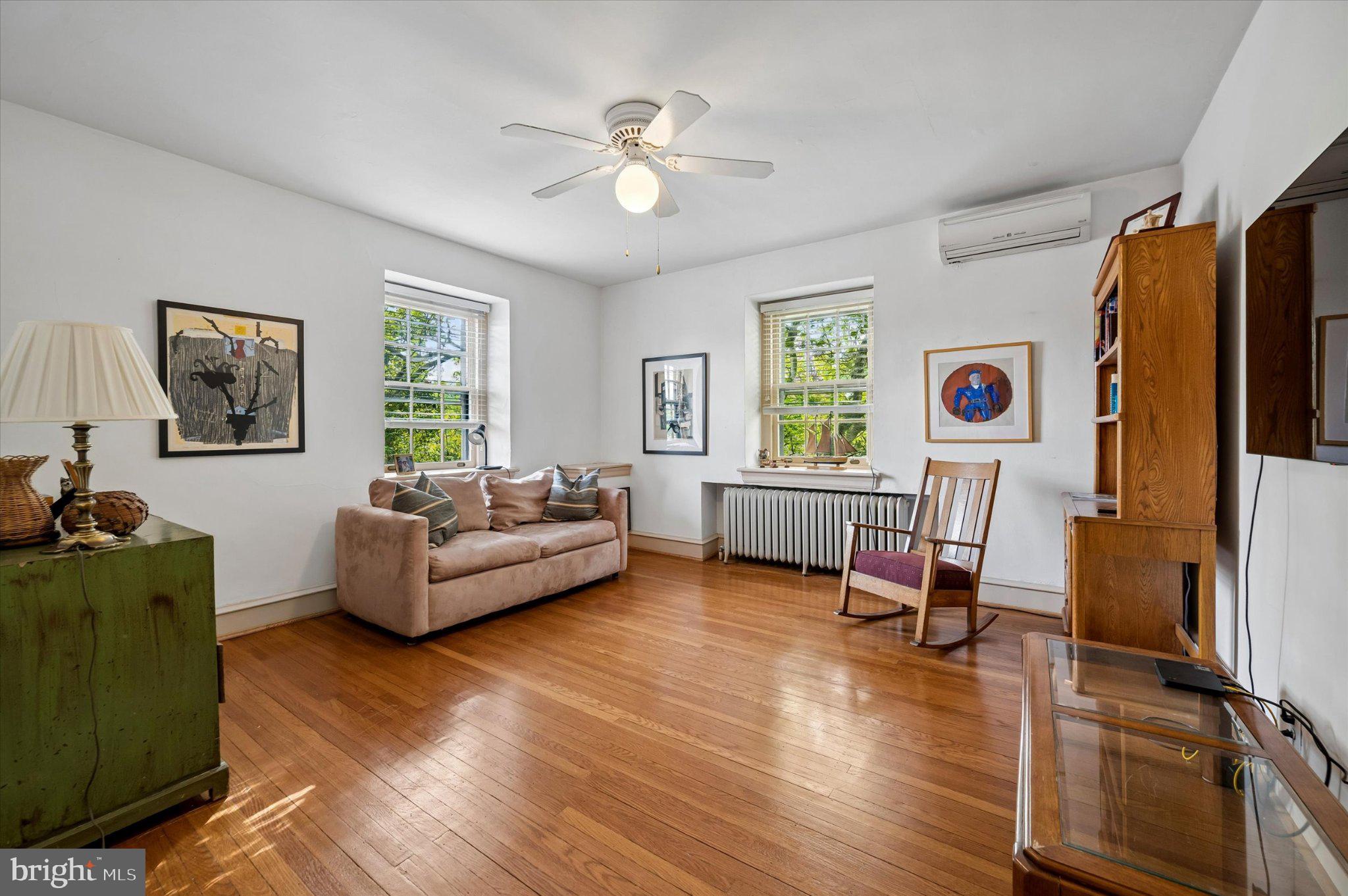 ELKINS PARK - Residential