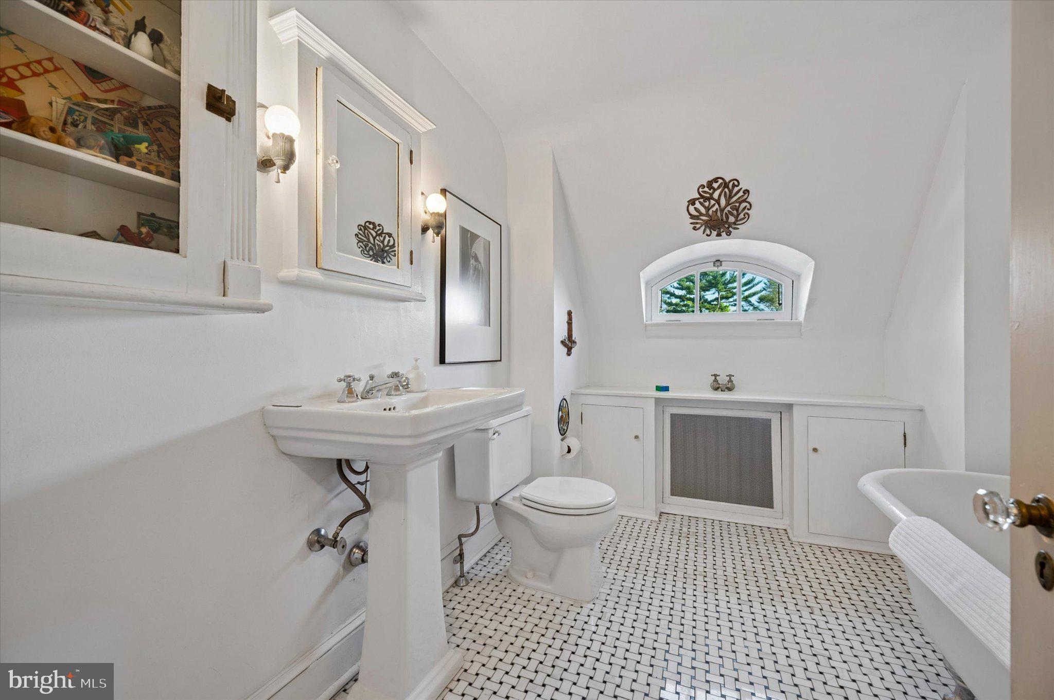 ELKINS PARK - Residential