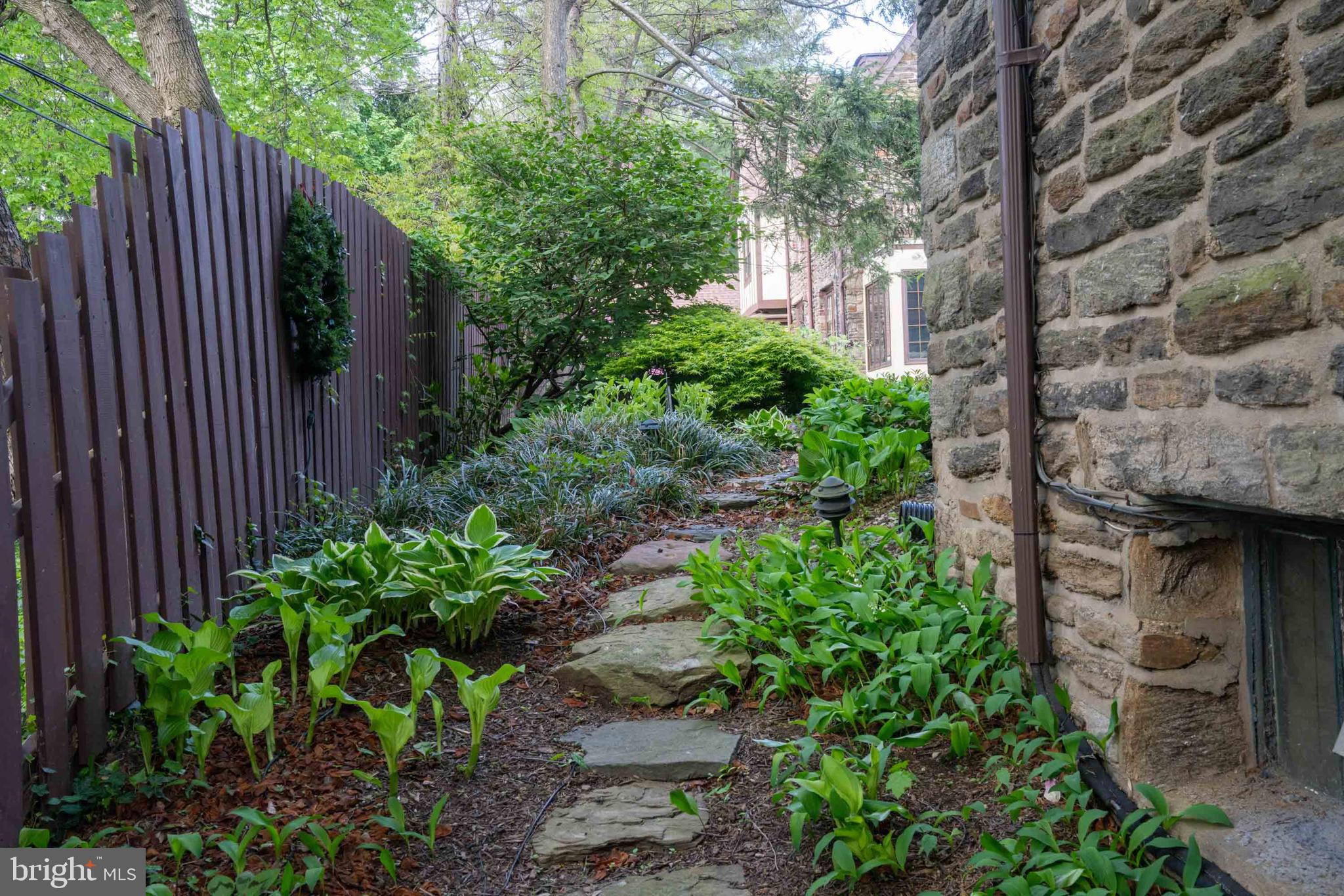 ELKINS PARK - Residential