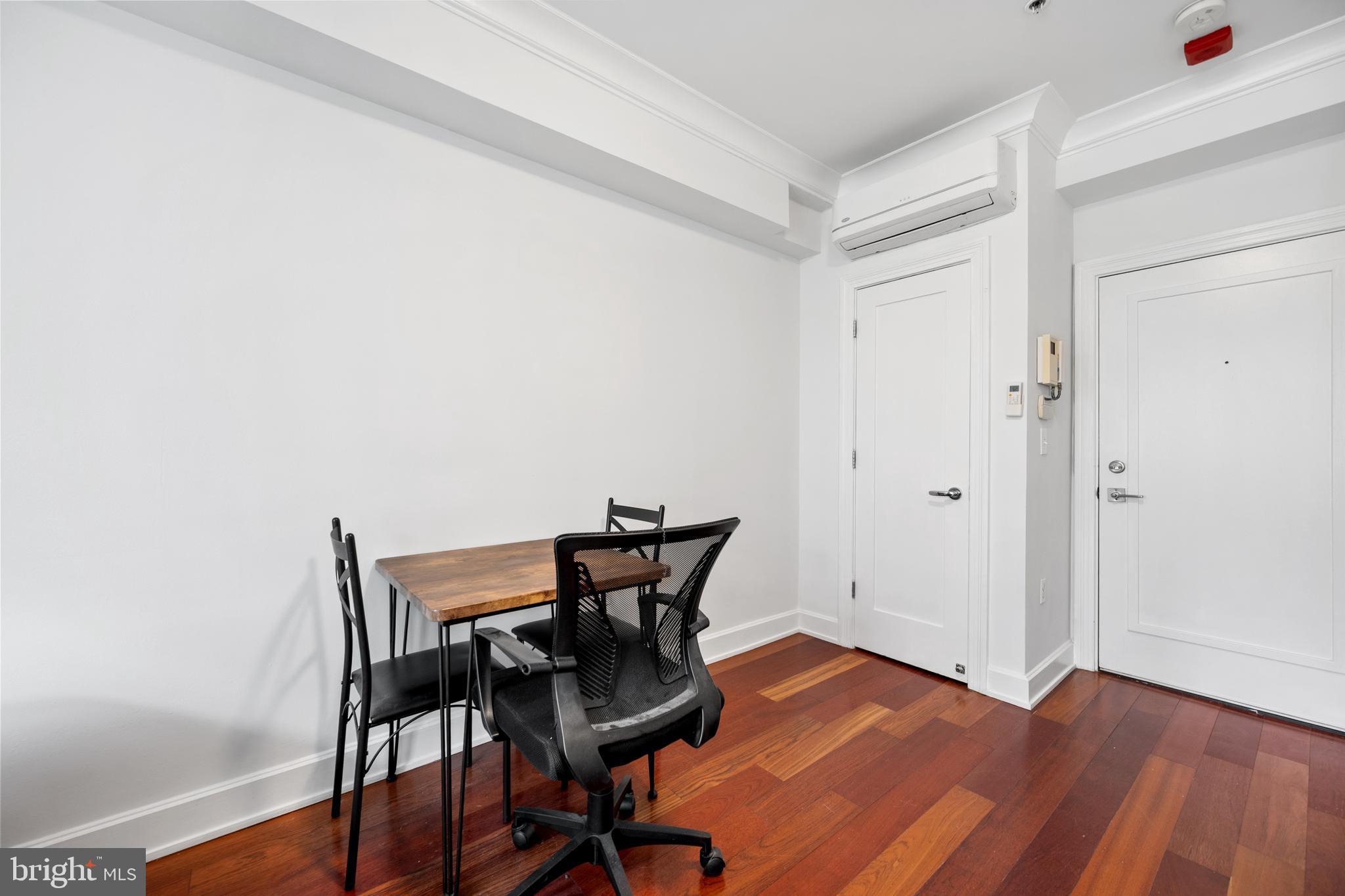 1121 24TH STREET NW 300