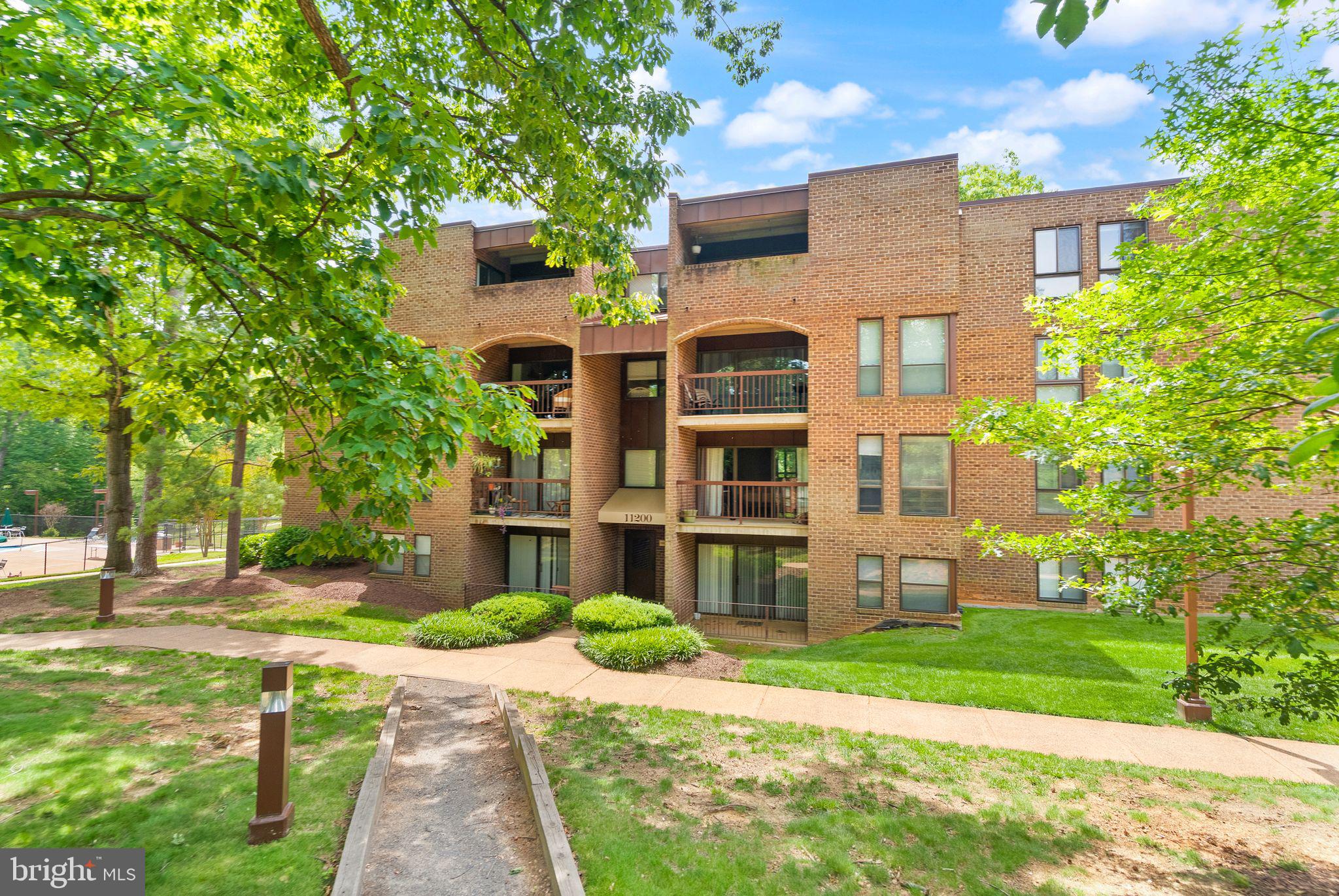 11200 CHESTNUT GROVE SQUARE 302
