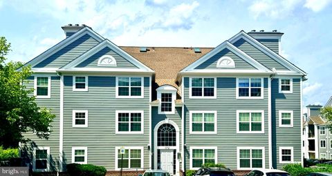 Condo For Sale - 172 Kendrick Place #24<br/> GAITHERSBURG, MD 20878