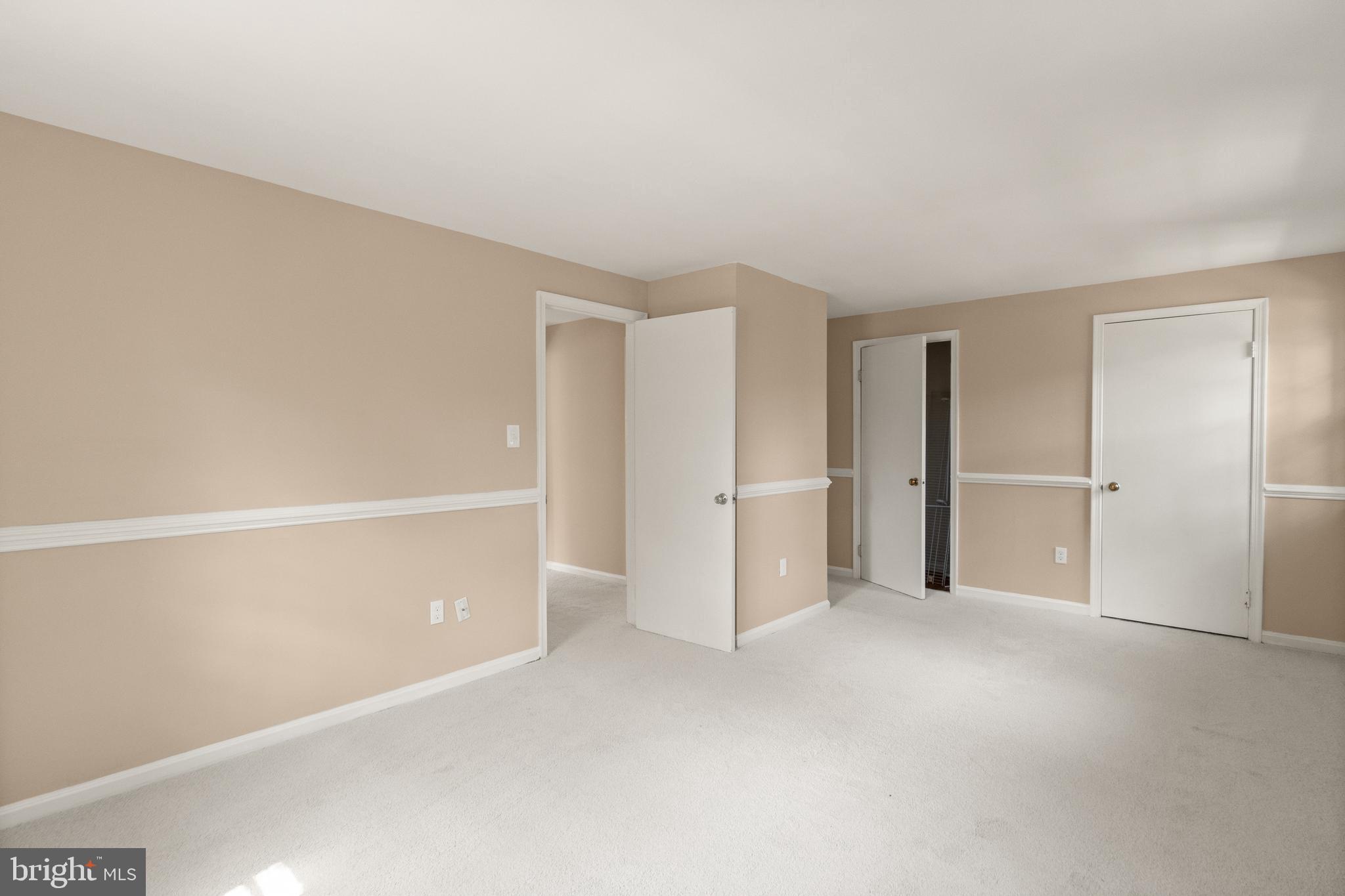 GREENWICH - Residential Lease