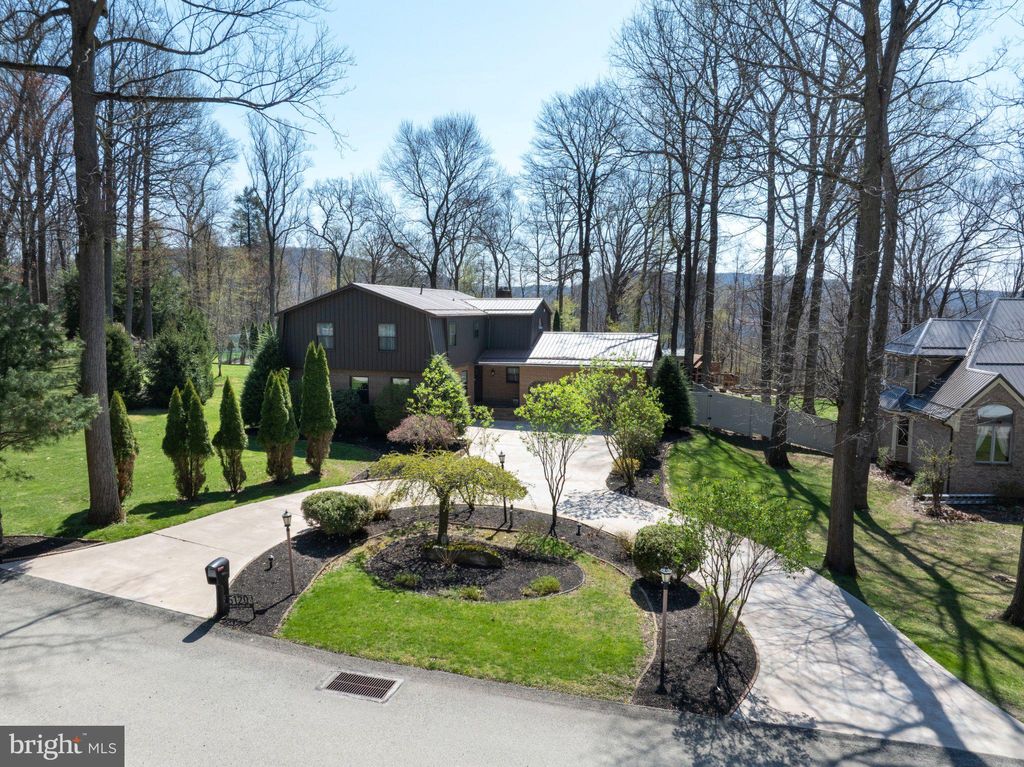 Photo of 5120 White Oak Drive, INDIANA, PA 15701 (MLS # PAIA2000100)