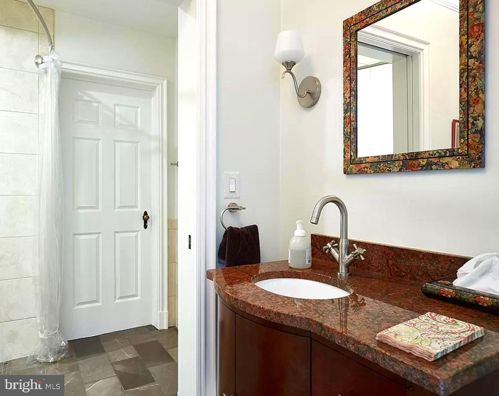 KENWOOD - Residential Lease