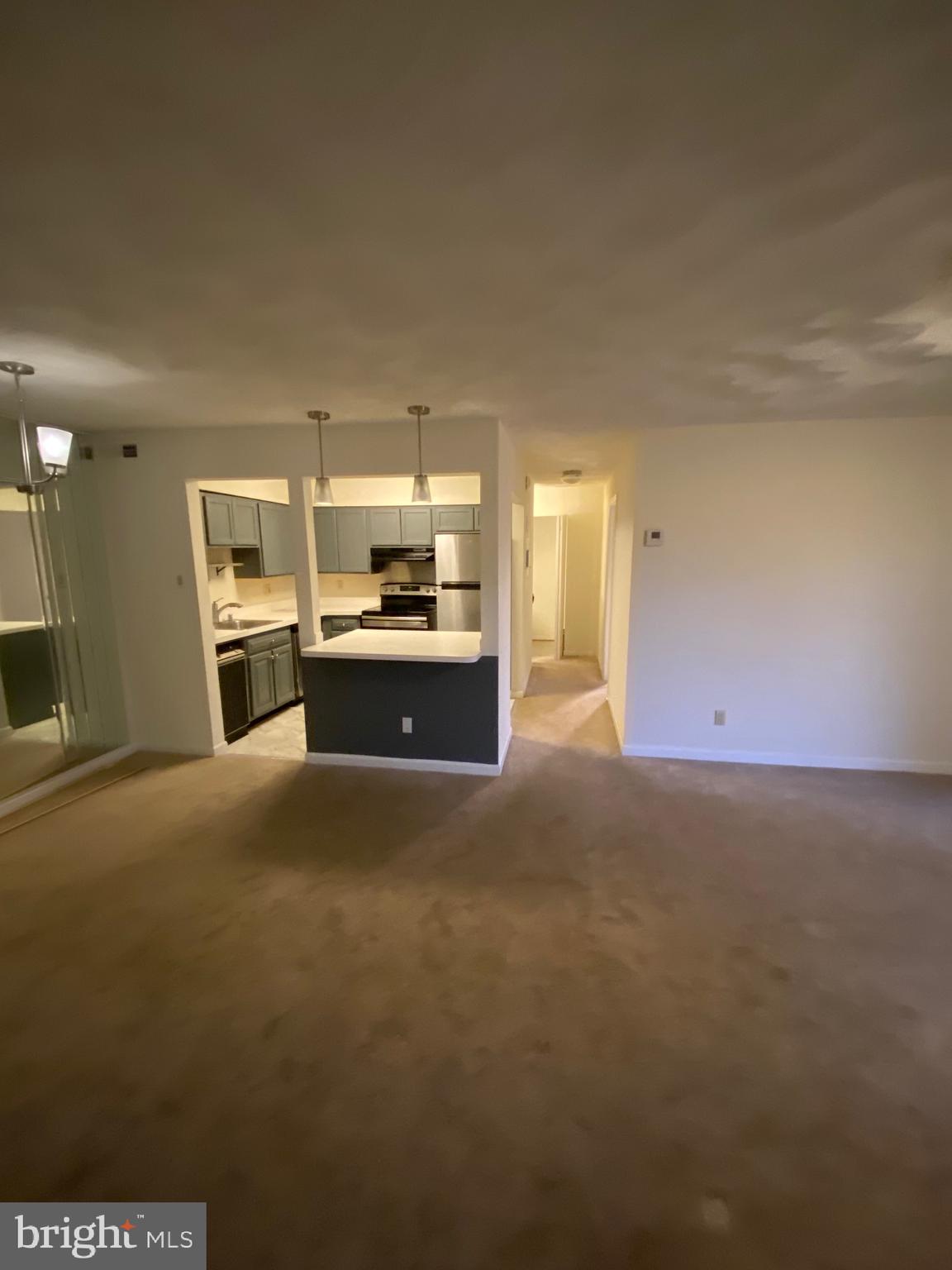 TREETOP - Residential