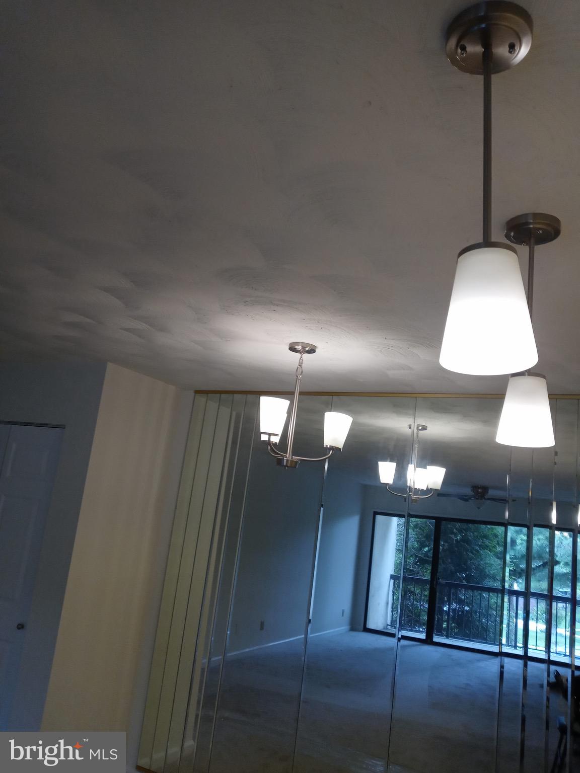 TREETOP - Residential