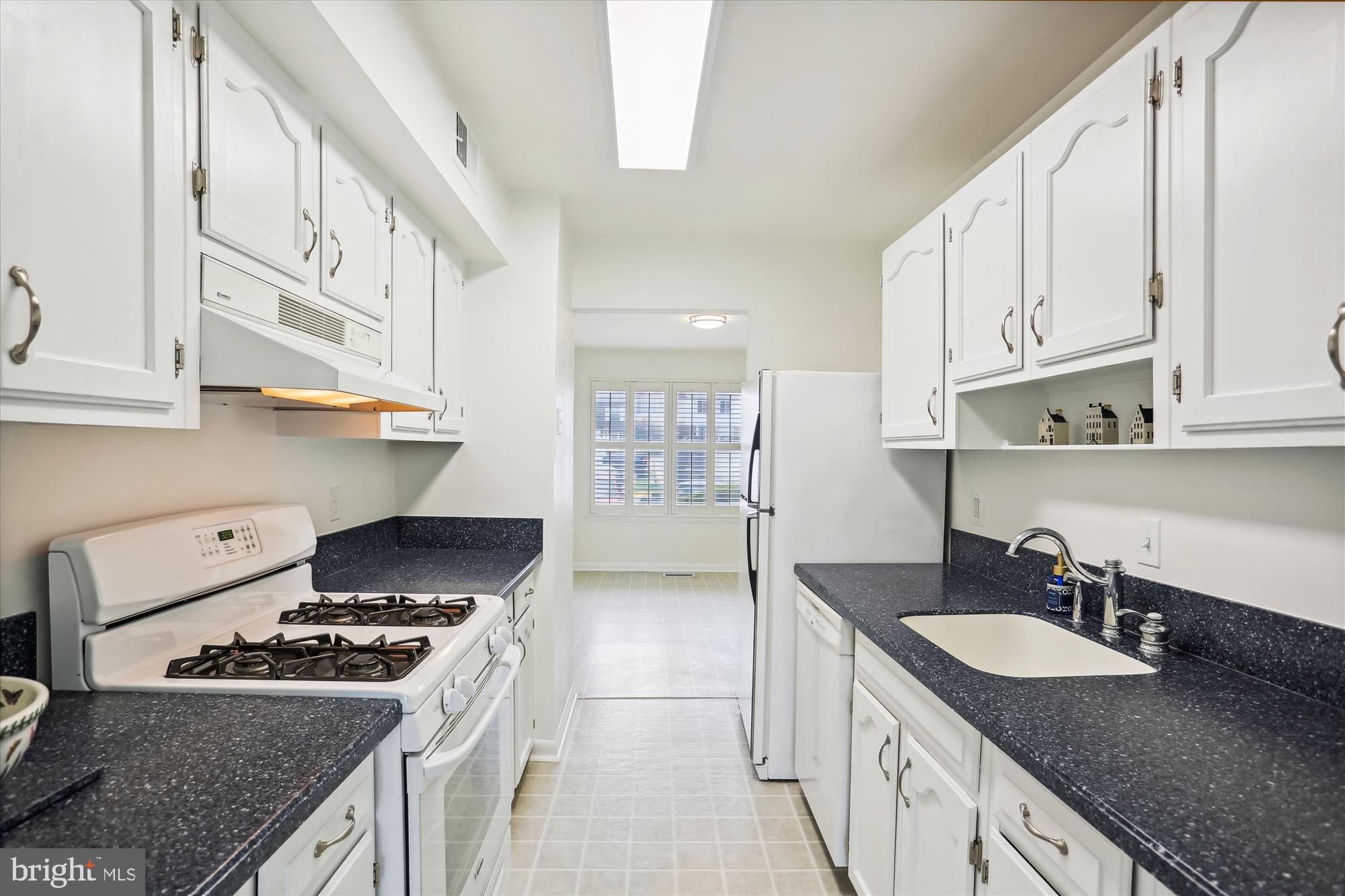 BRIGHTON WEST - Residential