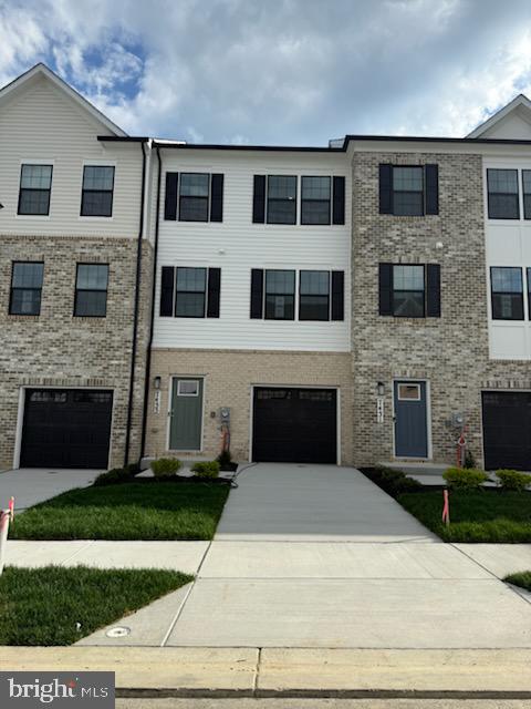 WOODYARD STATION - Residential Lease