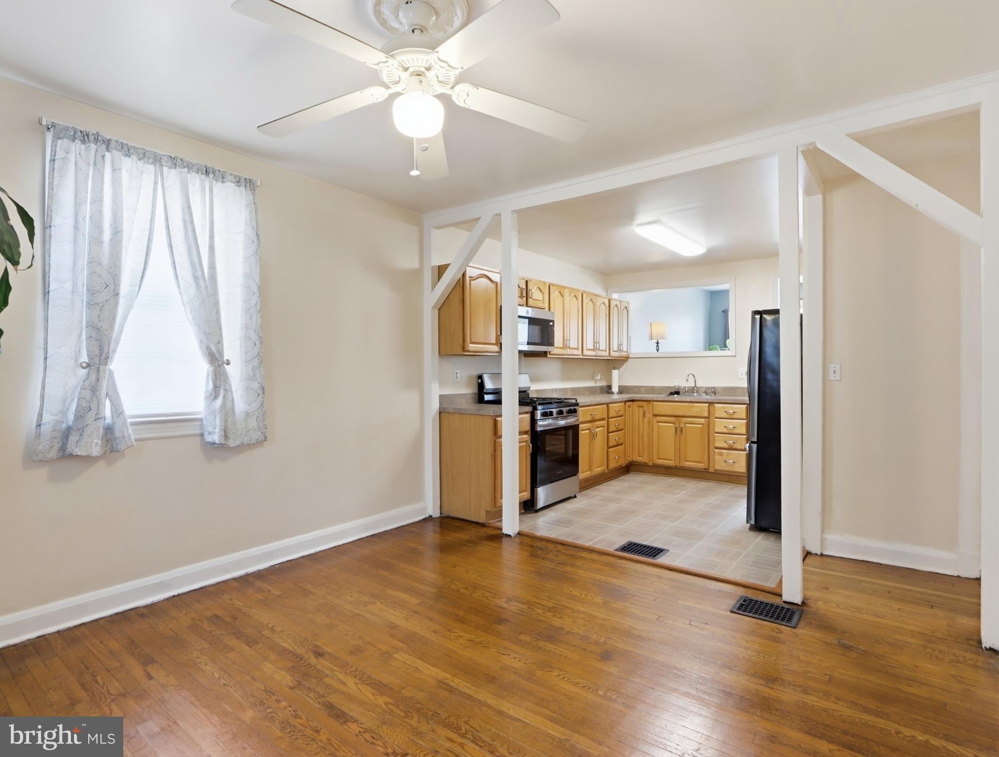 3403 HOPKINS