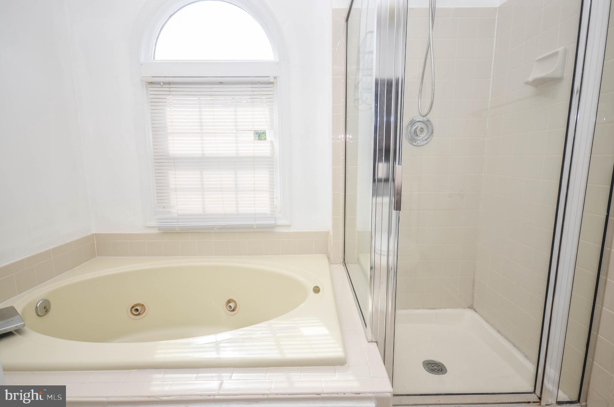 BRANDERMILL - Residential Lease