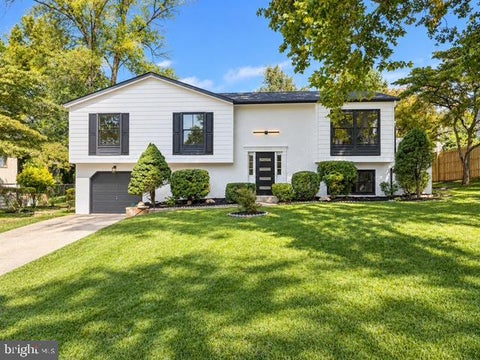 Homes For Sale - 13124 Cabinwood Drive<br/> SILVER SPRING, MD 20904