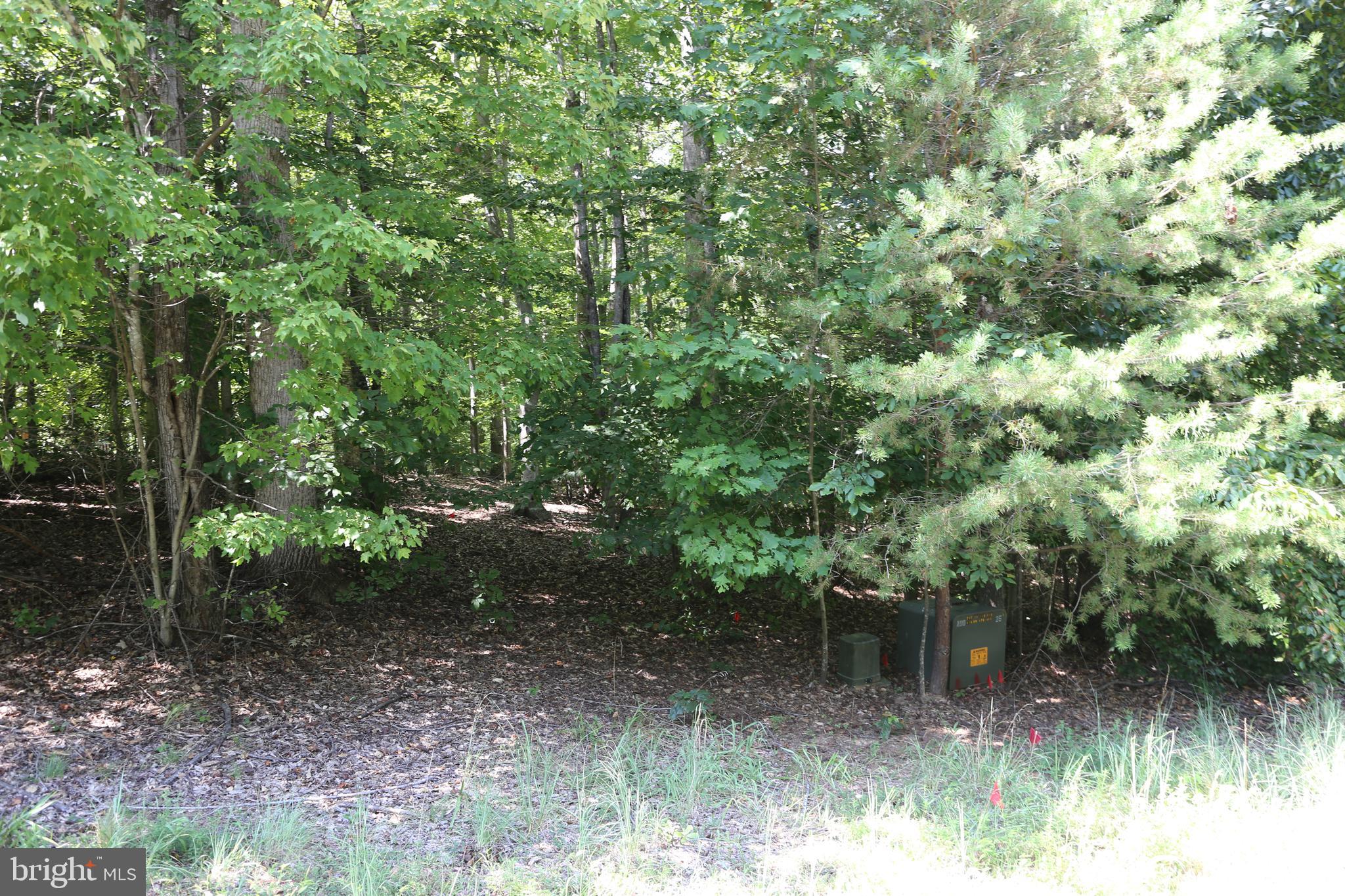 FRESHWATER ESTATES - Land