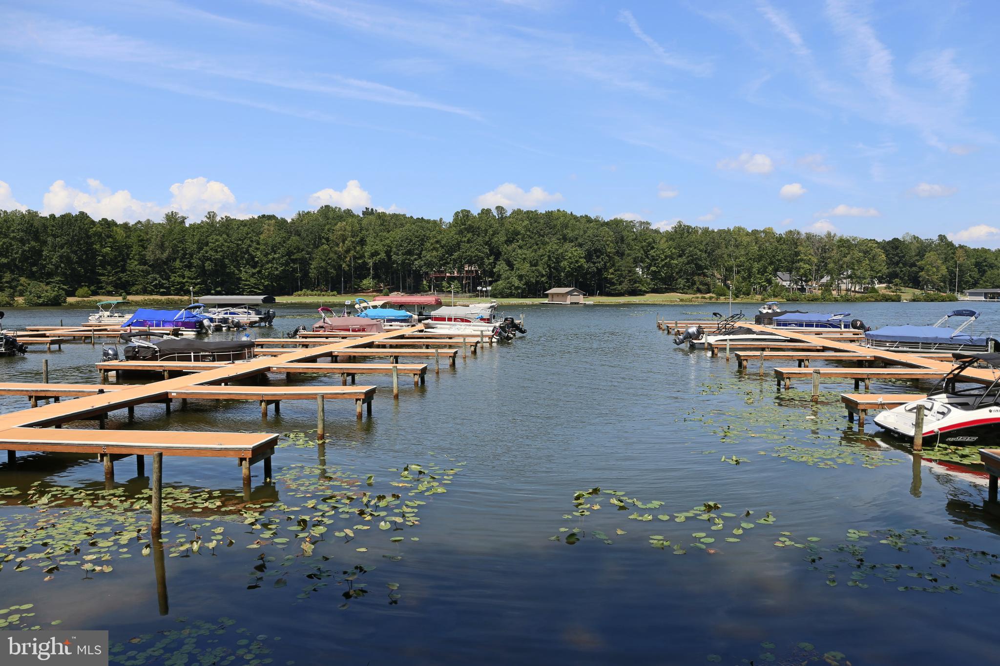 FRESHWATER ESTATES - Land