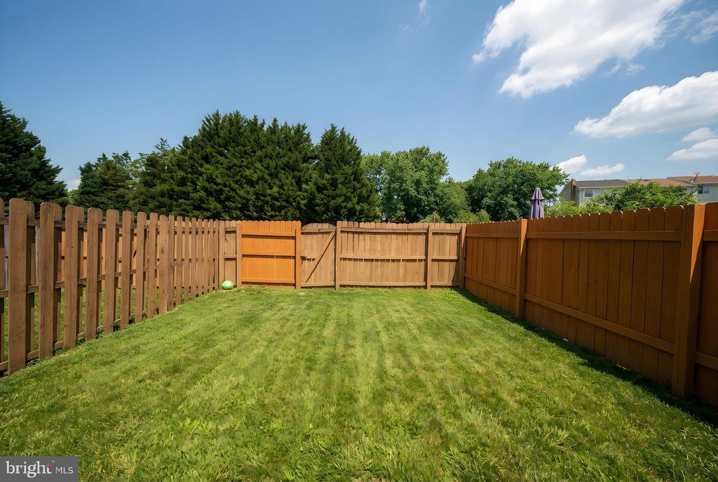 Photo of 1609 Meadow Drive, FREDERICKSBURG, VA 22405 (MLS # VAST2045790)