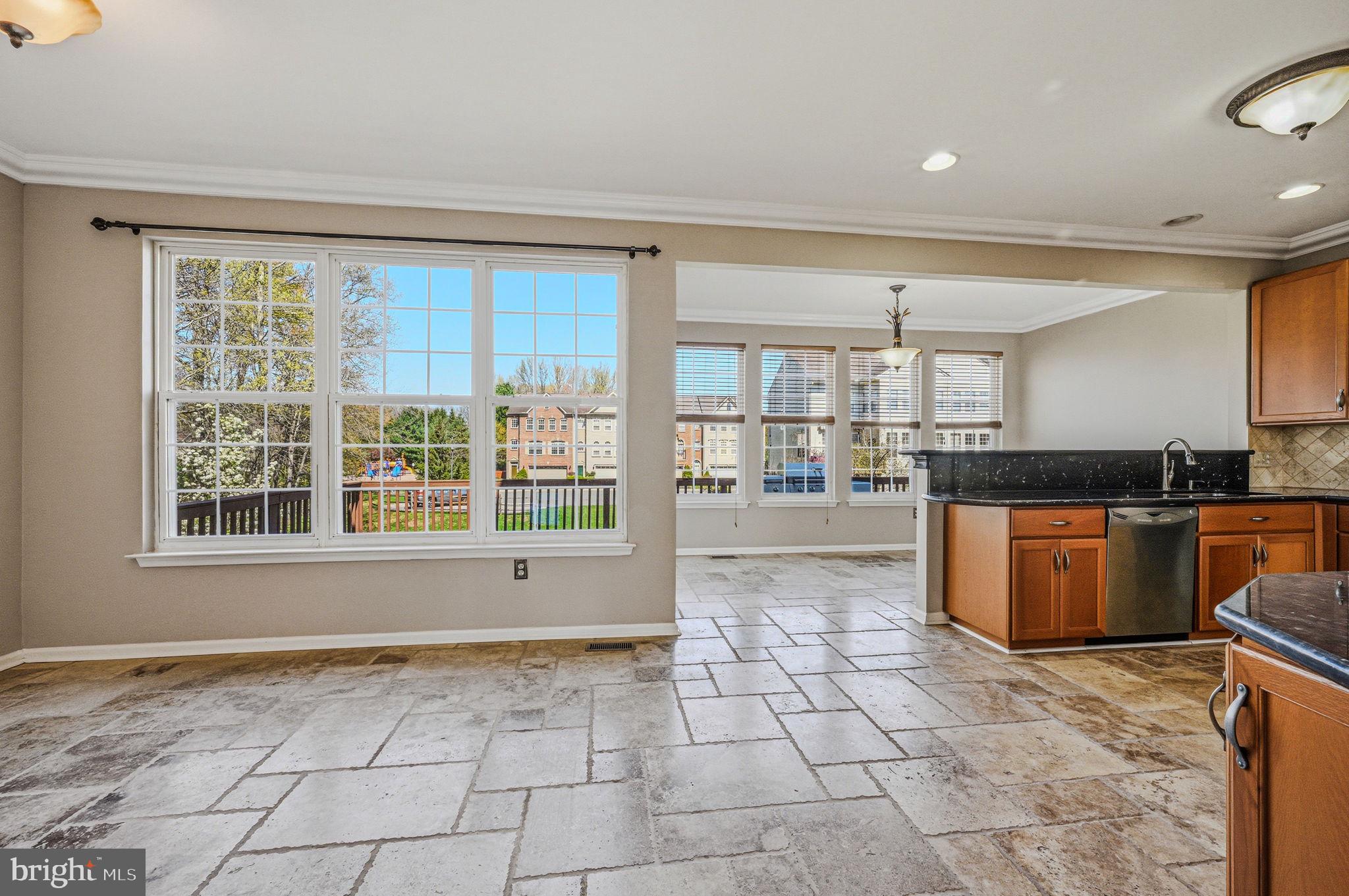 BRENNAN ESTATES - Residential