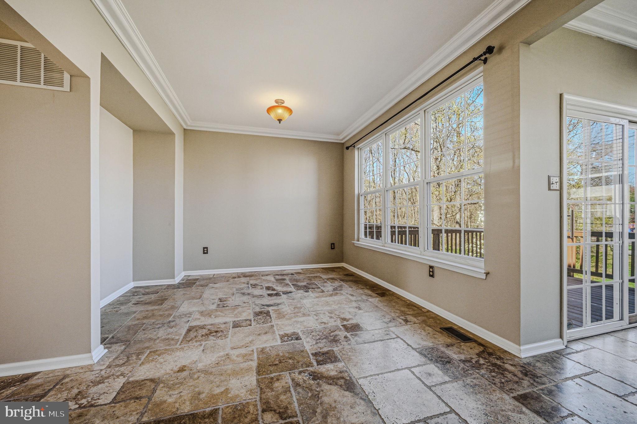 BRENNAN ESTATES - Residential