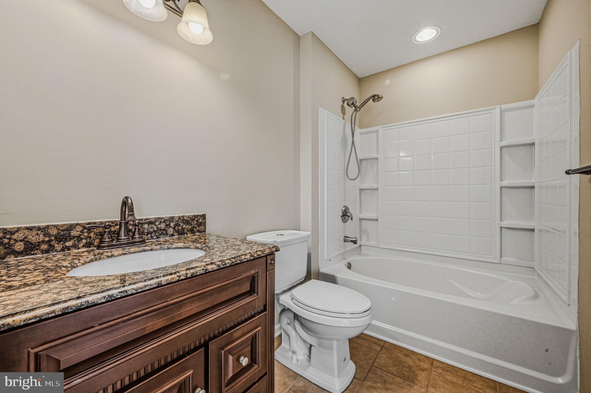 BRENNAN ESTATES - Residential