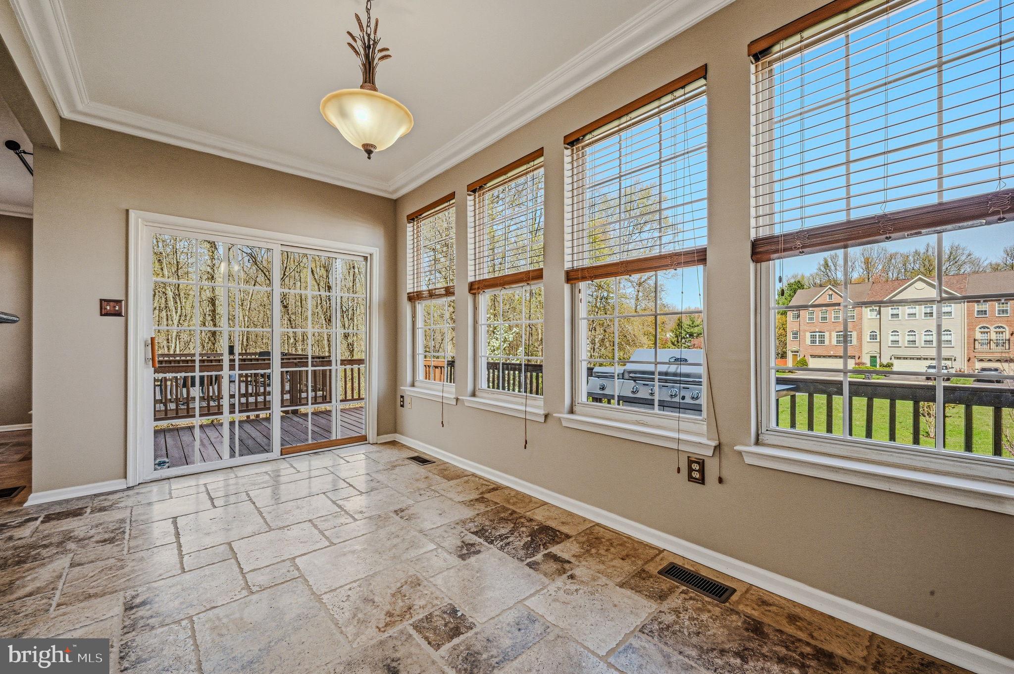 BRENNAN ESTATES - Residential