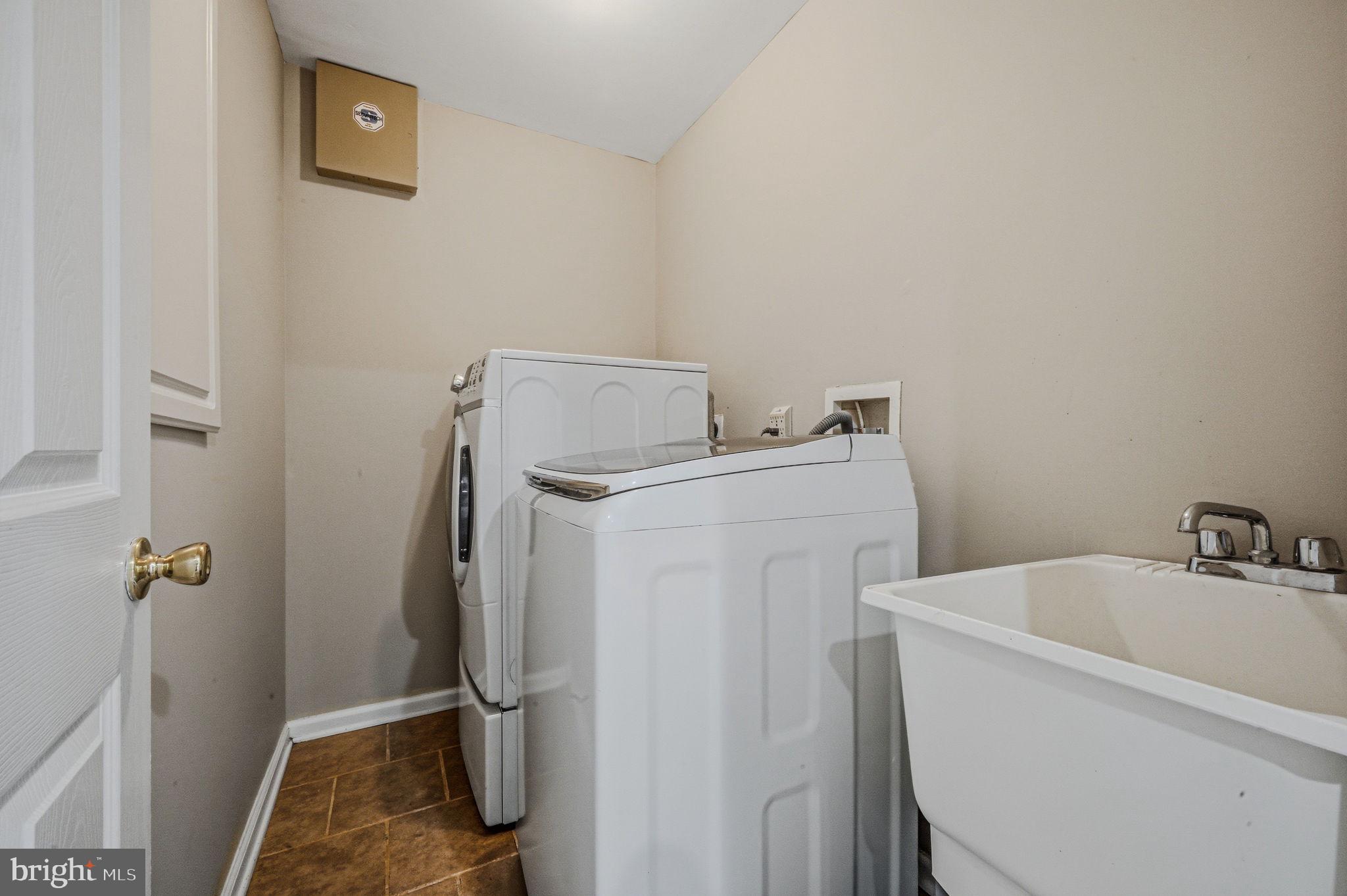 BRENNAN ESTATES - Residential