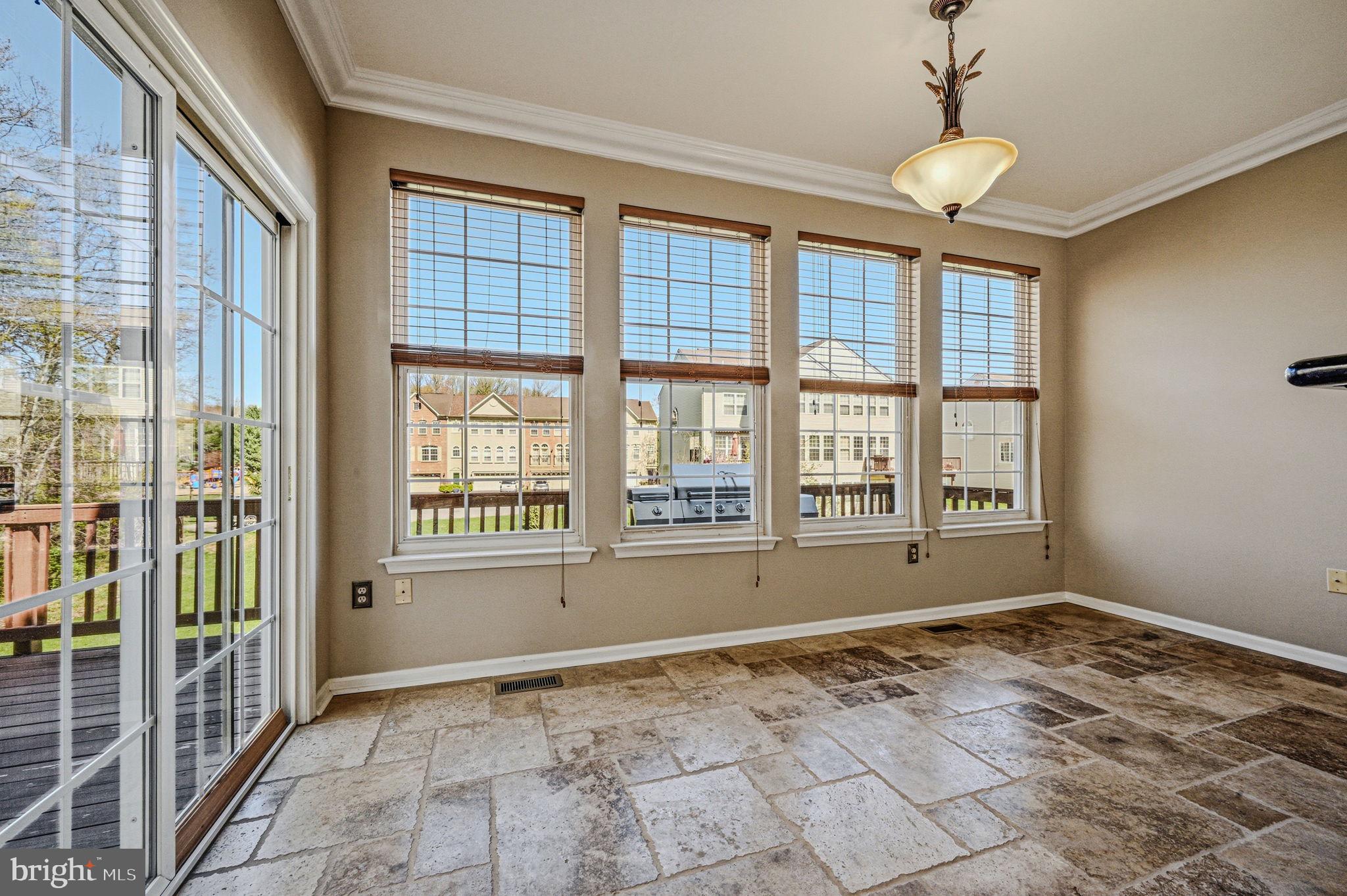 BRENNAN ESTATES - Residential