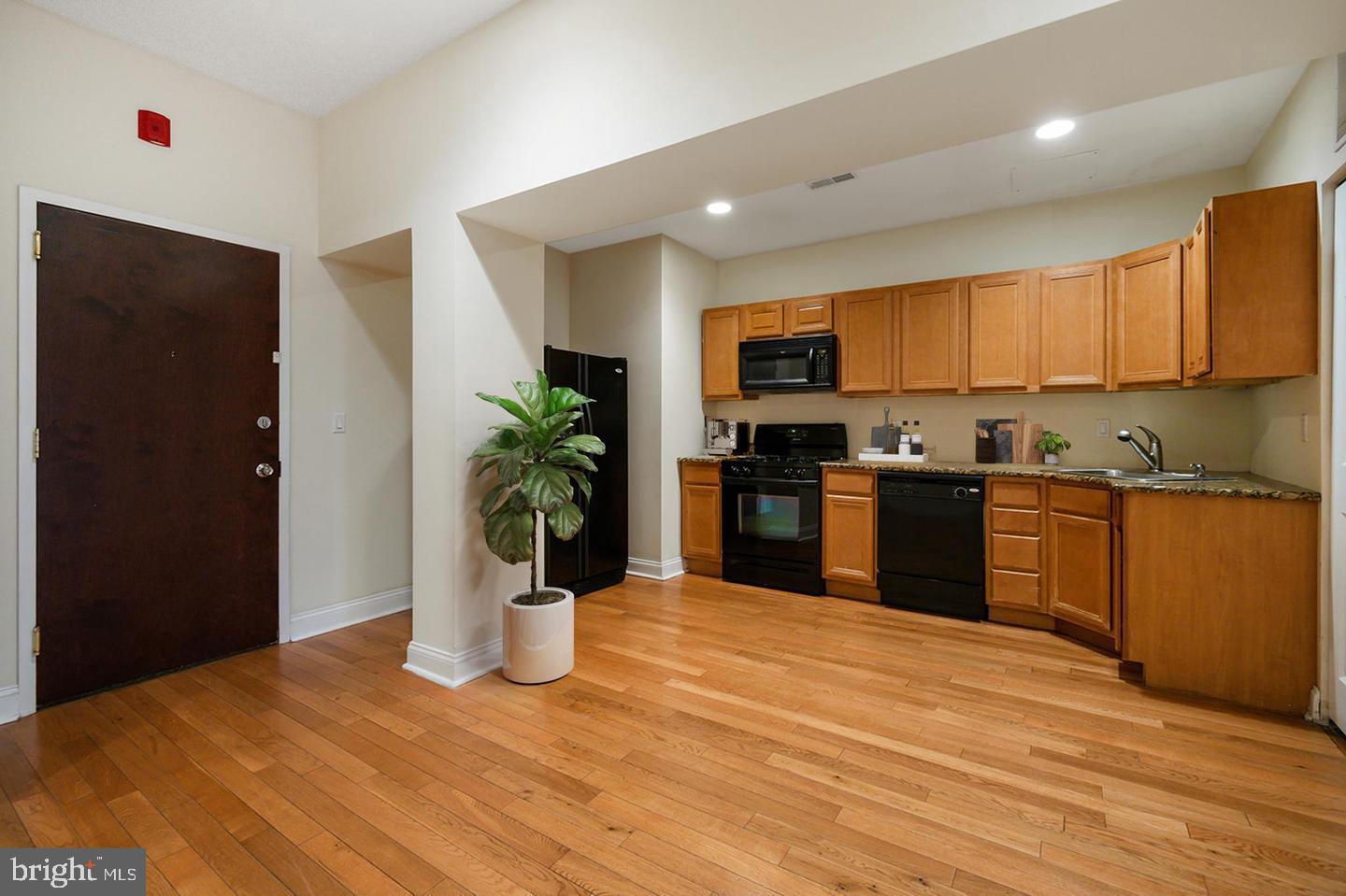 NORTHERN LIBERTIES - Residential Lease