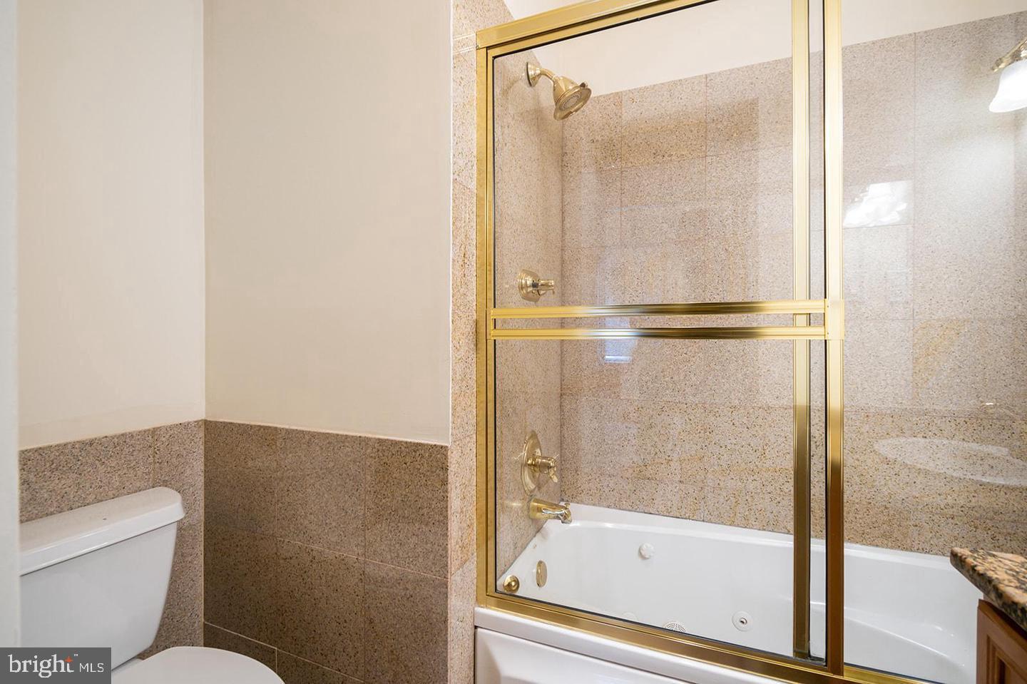 NORTHERN LIBERTIES - Residential Lease