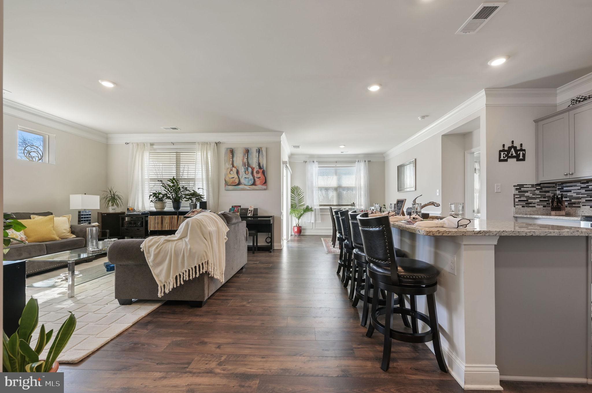 141 SEDMONT CIRCLE