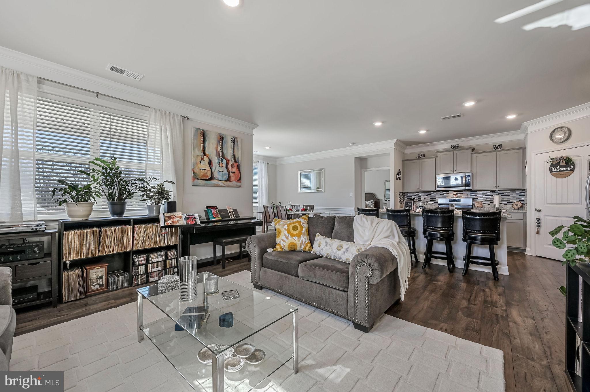 141 SEDMONT CIRCLE