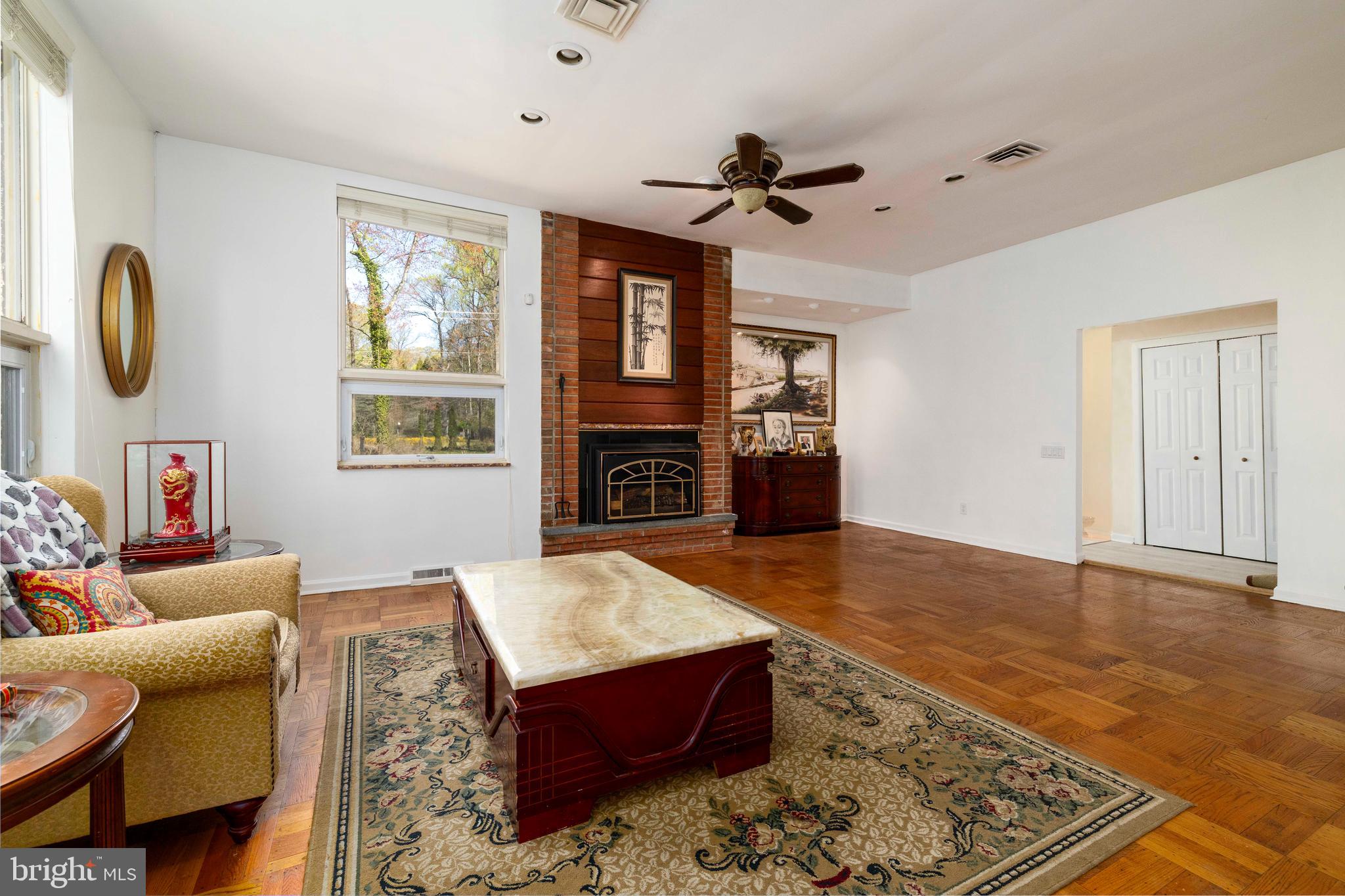 OLD WYNCOTE - Residential