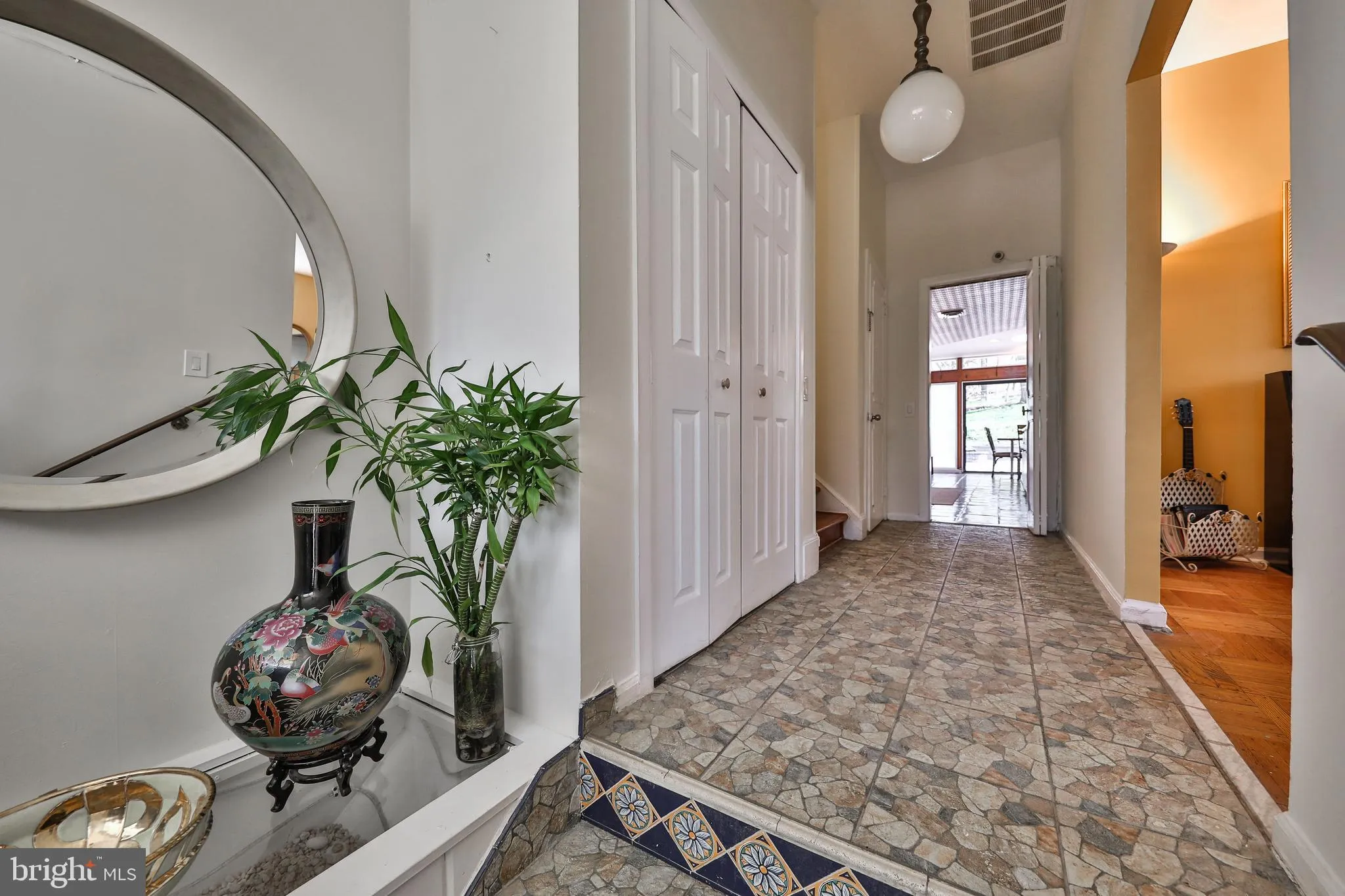 Wyncote, Pennsylvania 19095, United States, 4 Bedrooms Bedrooms, ,3 BathroomsBathrooms,Residential,Contingent,113378