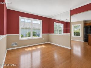2621 MEADOW LAKE DRIVE