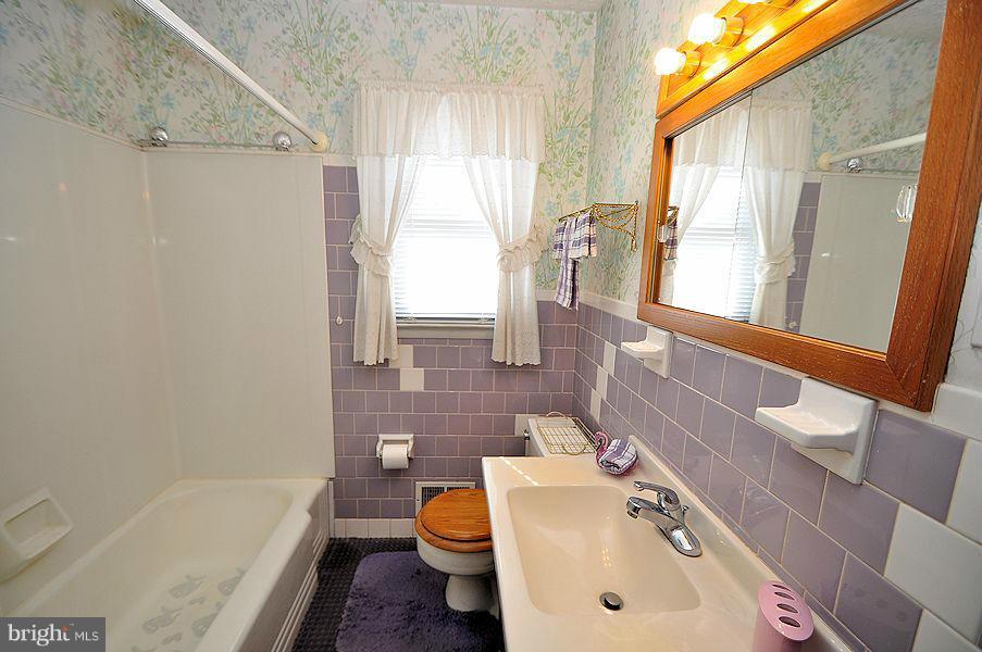 EAST GLEN BURNIE - Residential