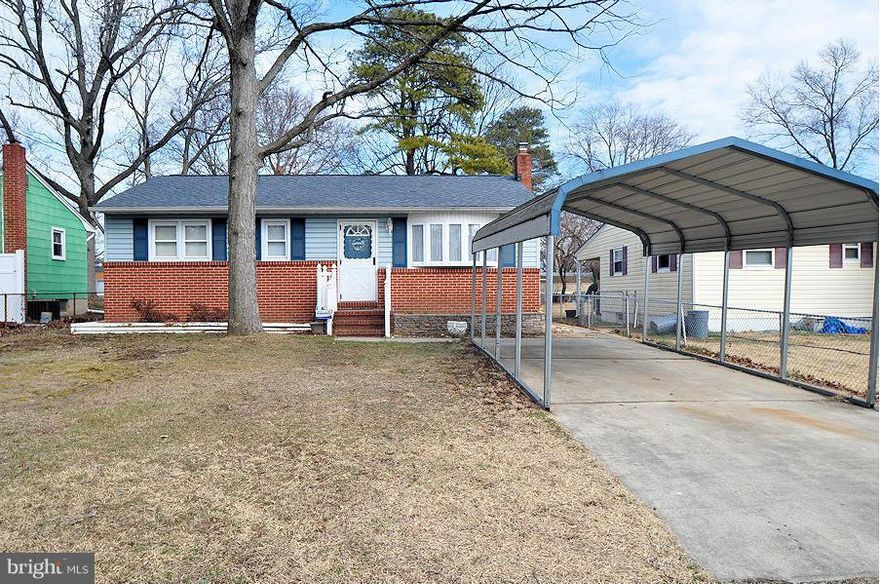 WELL MAINTAINED AFFORDABLE RANCHER ON LARGE LOT THAT HAS  THE MAJOR ITEMS UPDATED SUCH AS NEWER ROOF, OIL FURNACE, VINYL SIDING, WINDOWS. LARGE EAT-IN KITCHEN, THREE BEDROOMS & FULL BATH ON MAIN LEVEL.  ALSO, HARDWOOD FLOORING UNDER CARPET.  PARTIALLY FINISHED BSMT W/ HALF BATH  & TWO RMS THAT CAN BE USED AS BEDRMS OR DEN/OFFICE AREA.  LARGE UTILITY & STORAGE AREA. GREAT HOME, DON'T MISS THIS ONE!