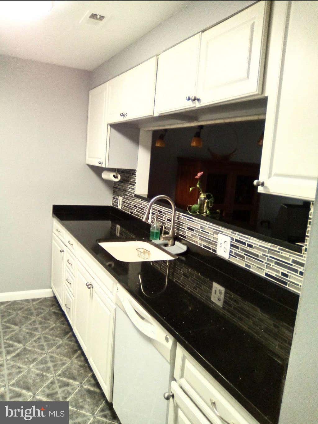 Photo of 3107 Hawthorne Drive NE, WASHINGTON, DC 20017 (MLS # DCDC2273062)