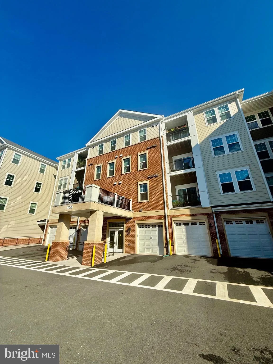 700 Mount Airy Terrace NE Unit 202, Leesburg, VA, 20176