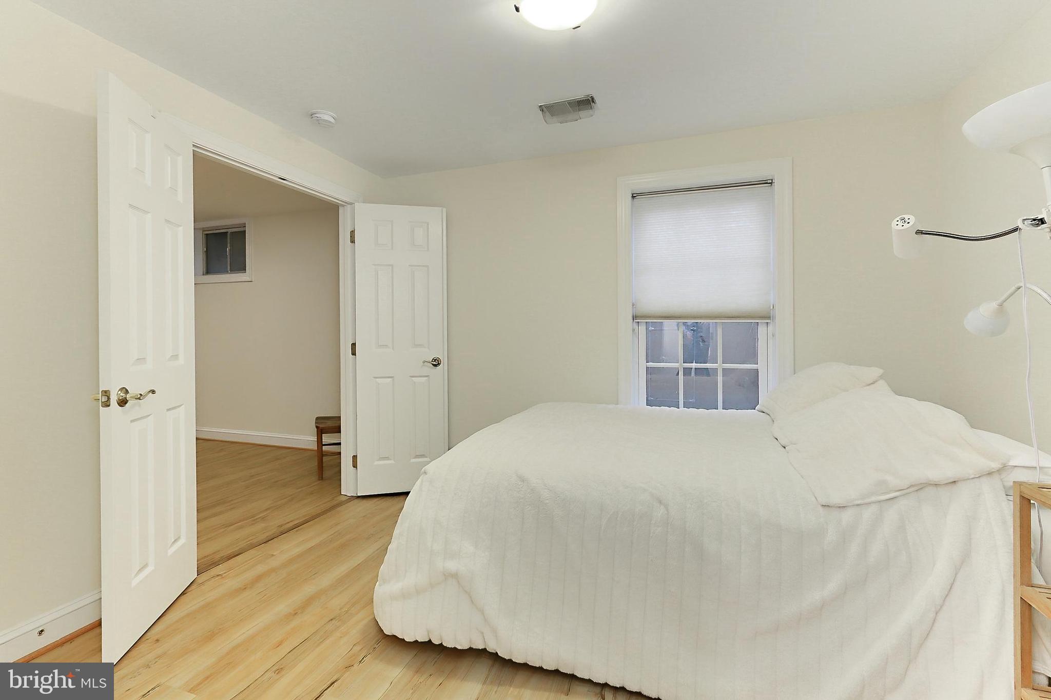 BARCROFT - Residential