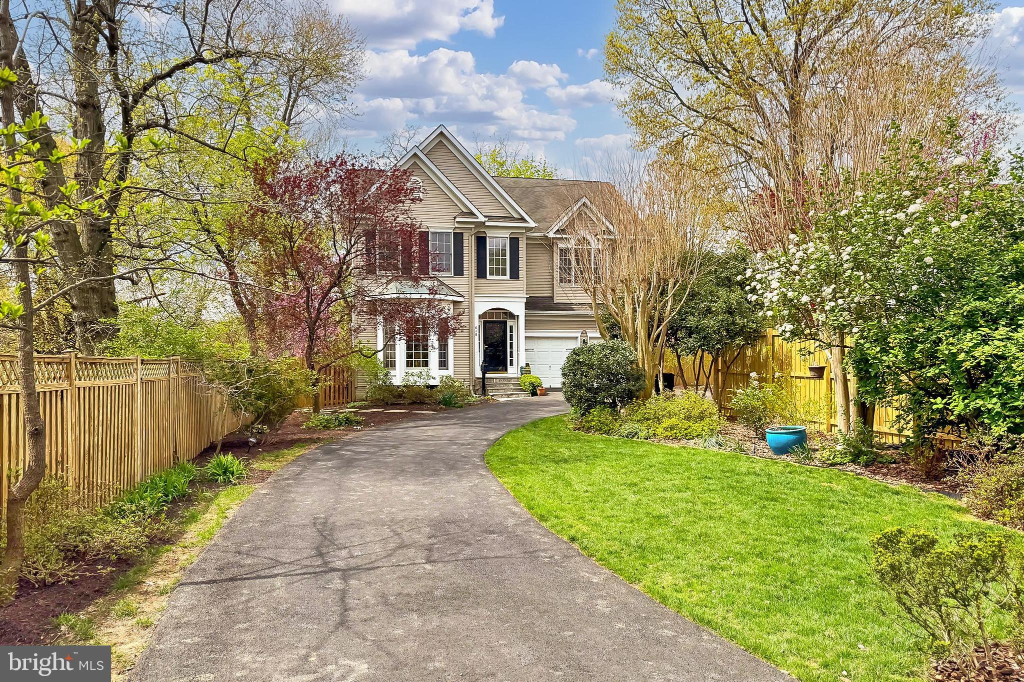 BARCROFT - Residential