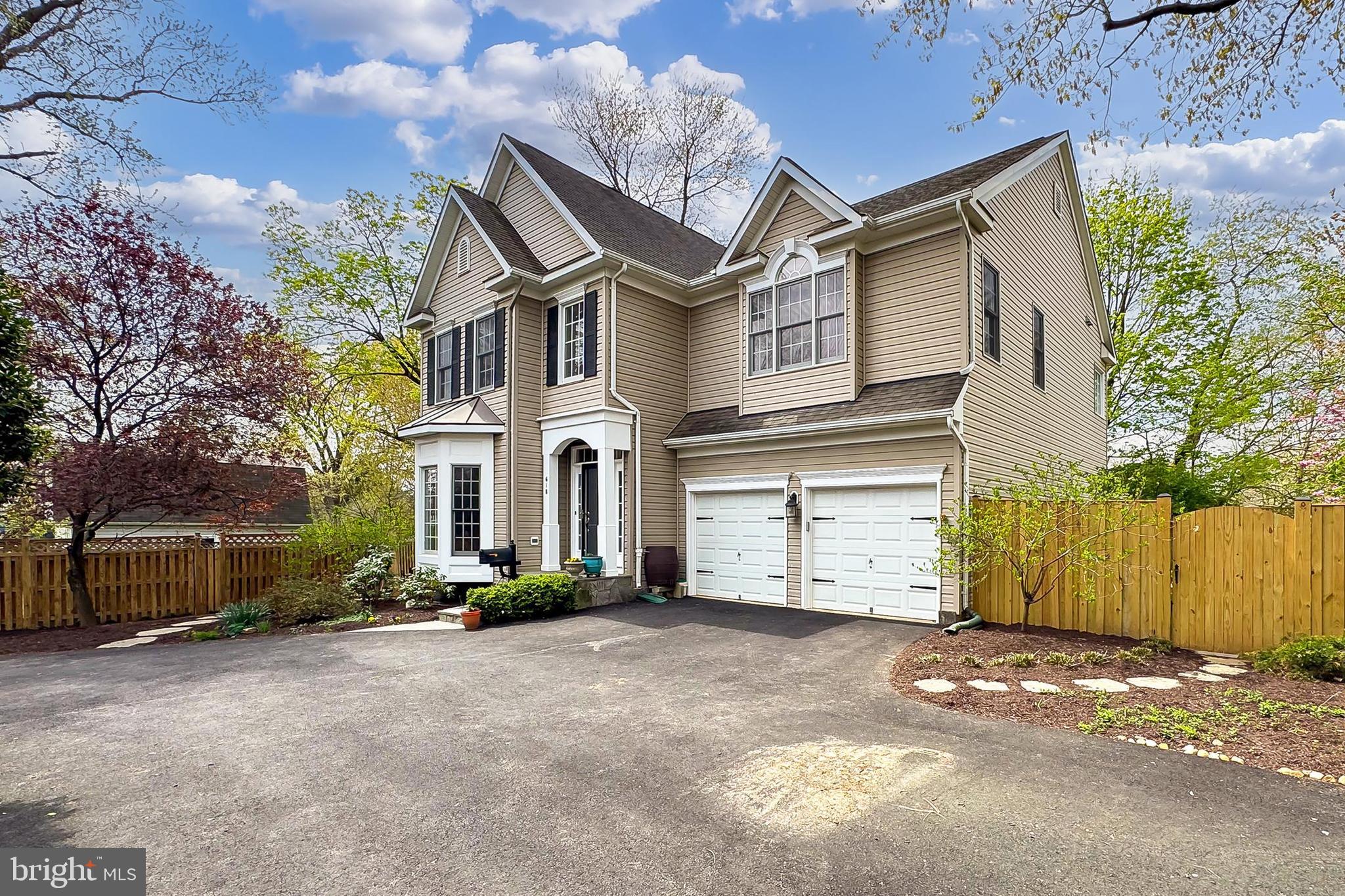 BARCROFT - Residential